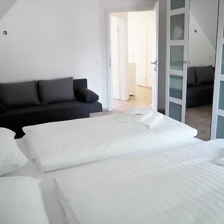 Haus Sonnenschein * Klagenfurt am Woerthersee